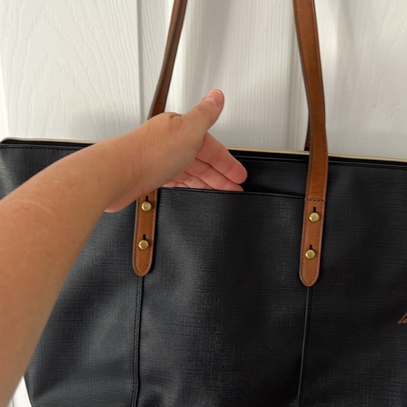 Fossil tote - Picture 2 of 6